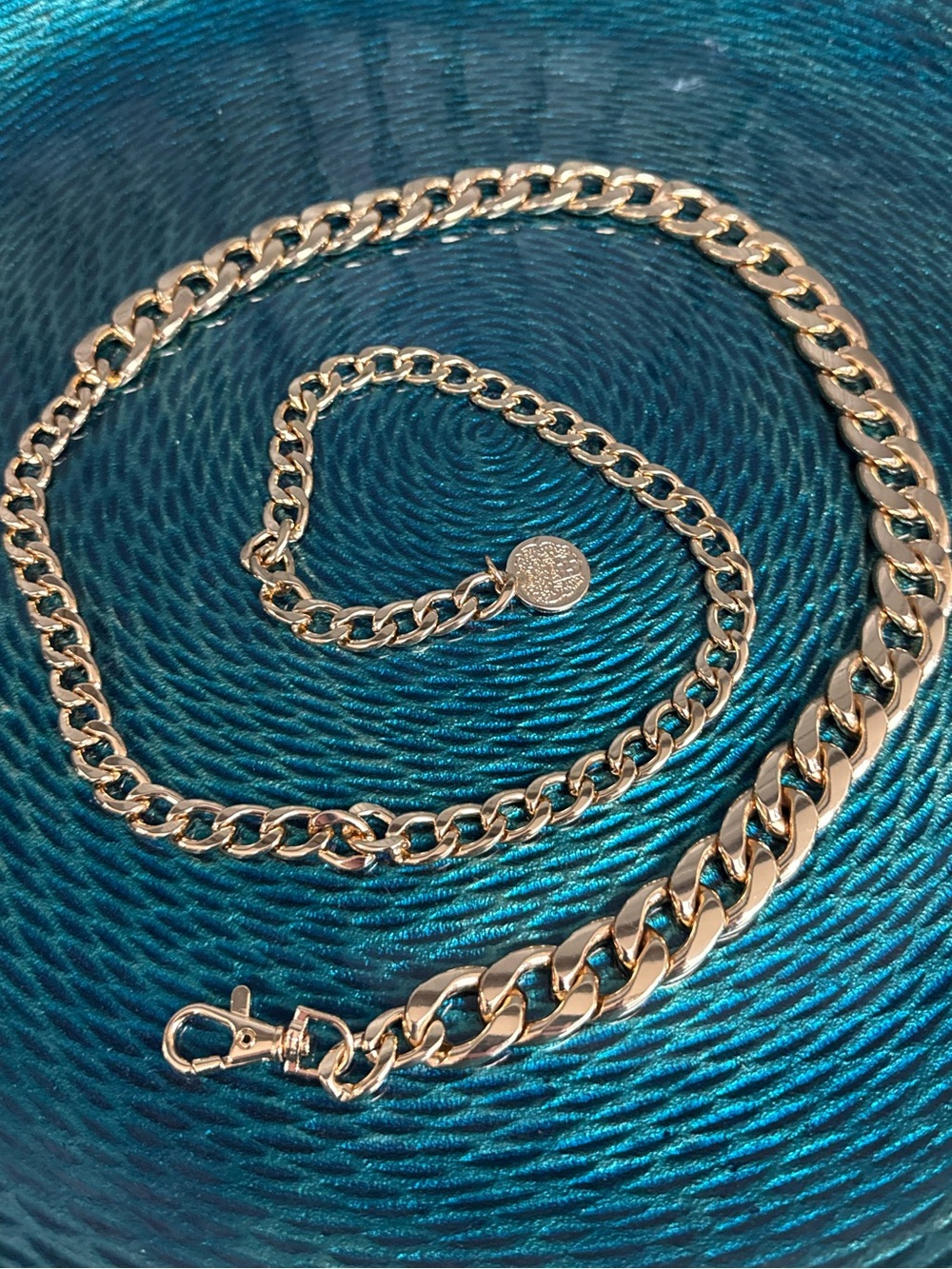 Vince Camuto Gold Chain Belt Adjustable Gold Chain Link Waist Belt with Charm